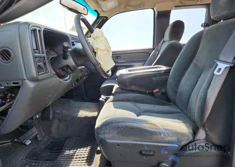 2004 Chevrolet Silverado C1500 из США, поврежденный, VIN 2GCEC19T441204357